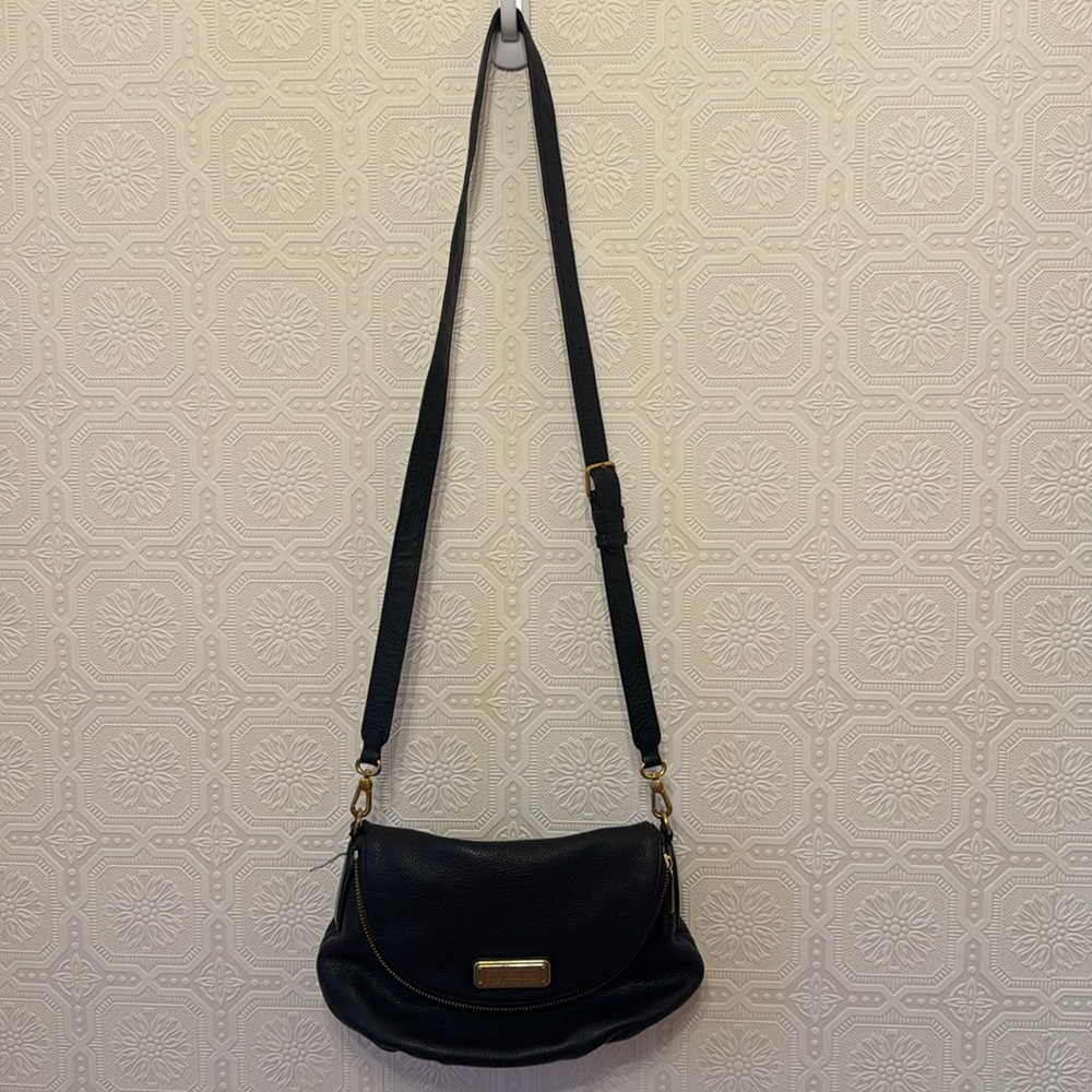 SOLD Marc by Marc Jacobs Natasha Crossbody Black Leather Shoulder Bag with Gold - Picture 3 of 12